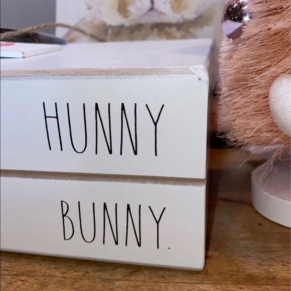 Easter 2 PC Decor Set - Picture 4 of 13